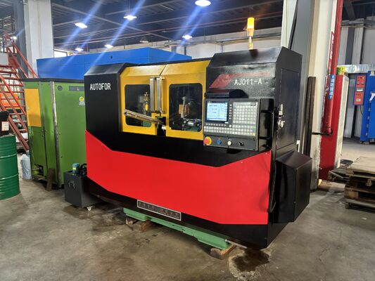 AJ011-A automatic loading and unloading device for drill chuck and tube chuck for outer circle rough grinding and precision grinding processing of CNC machine tools
